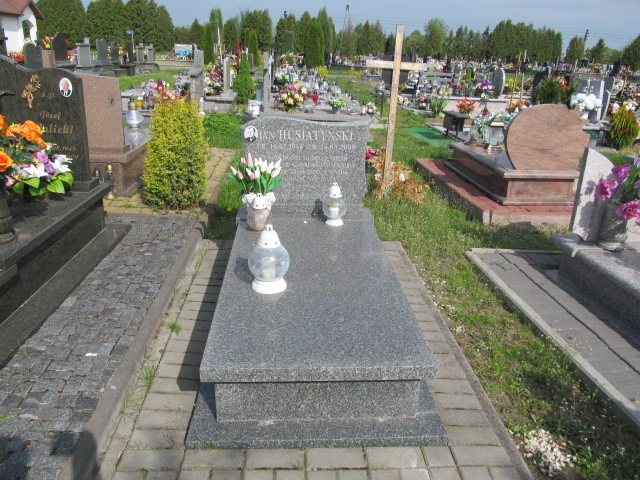 Grób Jan Husiatyński