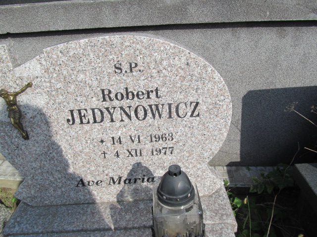 Robert Jedynowicz  /Majewski/ 1963 Lubaczów - Grobonet - Wyszukiwarka osób pochowanych