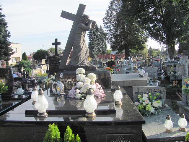 Grób Julia Kozyrska