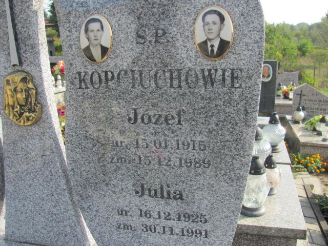 Julia Kopciuch 1925 Lubaczów - Grobonet - Wyszukiwarka osób pochowanych